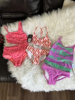 Girls Swimsuits 