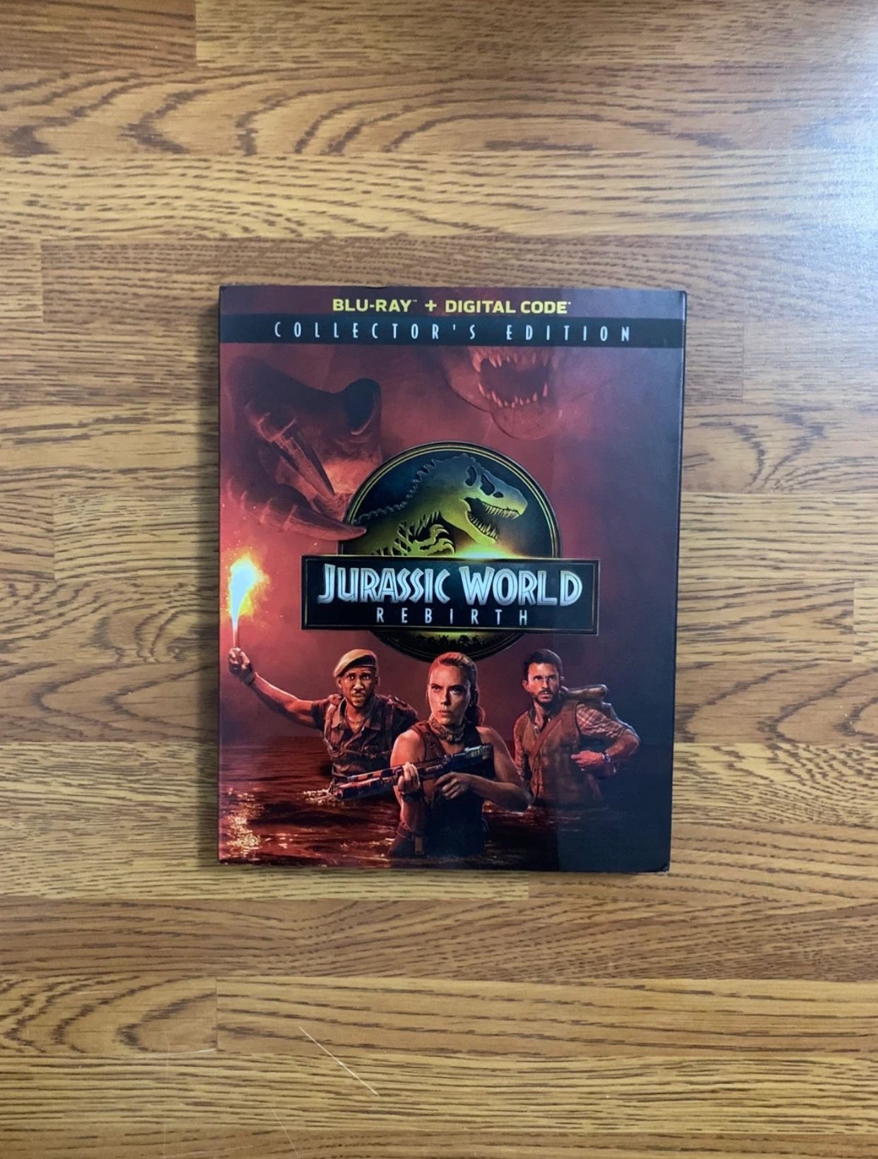 Jurassic World: Rebirth (Collector’s Edition) Blu-ray Combo Pack [Blu-ray + Digital Code]