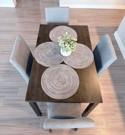 FULL SET - MOVING SALE