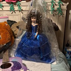 Quinceñera Doll - Royal Blue