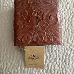 Patricia Nash Wallets 