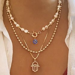 Alloy Diamond-Inlaid Multi-Layer Necklace – Women's Pearl-Eyed Palm Pendant Chain