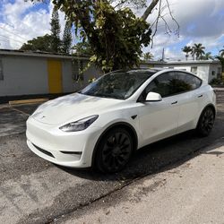 2022 TESLA MODEL Y PERFORMANCE 