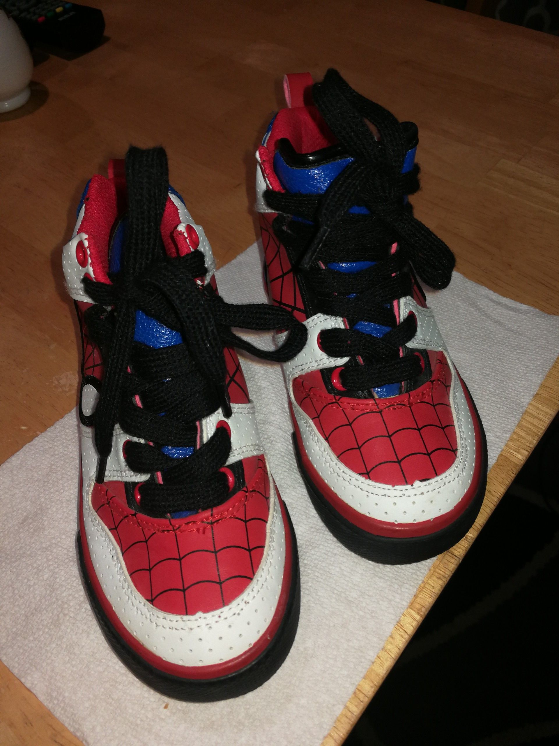 Kids Spider-Man shoe