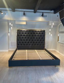 Brand new bed frame / Delivery available