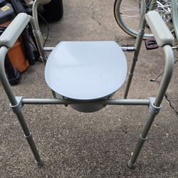 3-in1 Foldable  Portable Commode