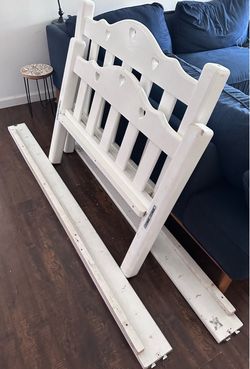 Twin bed