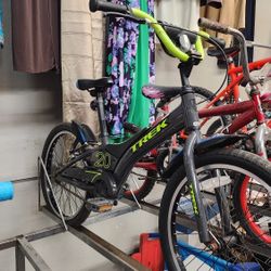 Trek Jet Series Twenty 20" Wheels Youth Bike 9" Frame w Coaster + Hand Brakes