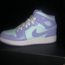 Nike Jordan 1 Mid