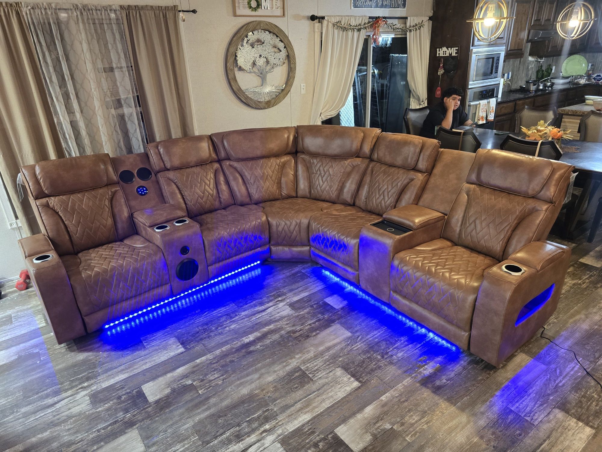 Recliner Sectional New In Box