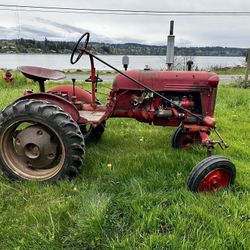 1948 Farmall Cub