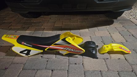 Razor mx650 plastics
