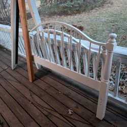 Queen Size Wooden Bed Frame 