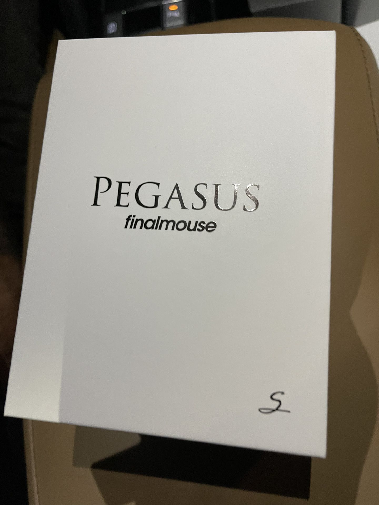 Finalmouse Starlight 12 PEGASUS Small Limited edition 1/5000 LE