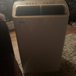 Toshiba  Portable Air/ Heat