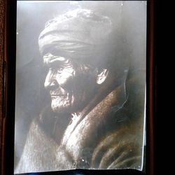 NEW HOME WALL TABLE DECOR COLLECTOR NATIVE, GERONIMO APACHE PRINT PHOTO, STEER HORNS, PLATES, DOLL, LONE WOLF BUTTERFLY LODGE GREER AZ, CANVAS PAINTIN