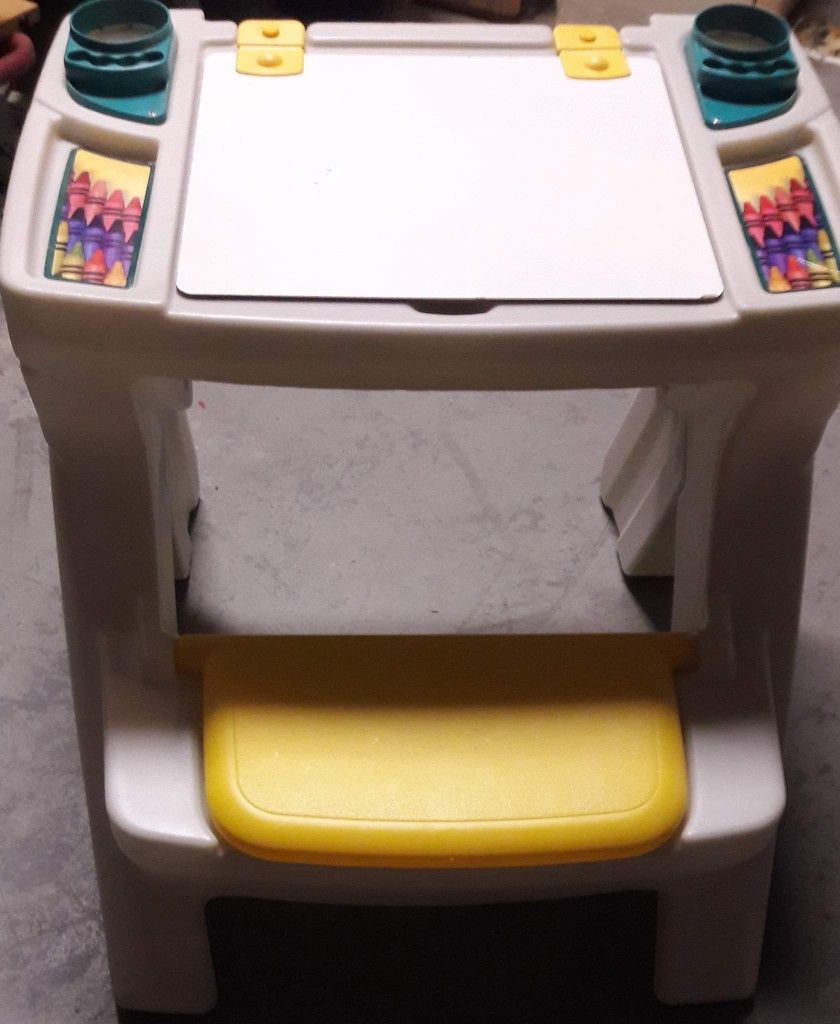 No OFFERS PLEASE Kids Art Table Desk 