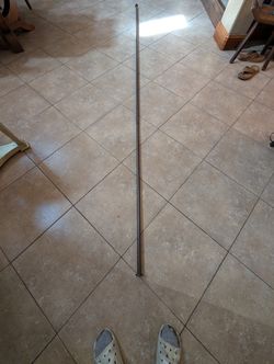 Adjustable Bronze Curtain Rod with Mounting Hardware approx 97 to 149 inches
