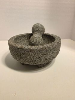 8 inch solid granite molcajete