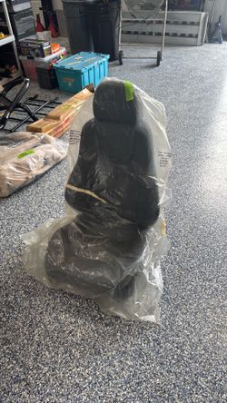 Recaro bucket seat