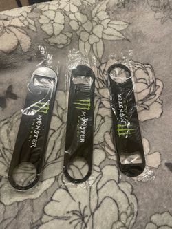 Bottle opener Monster