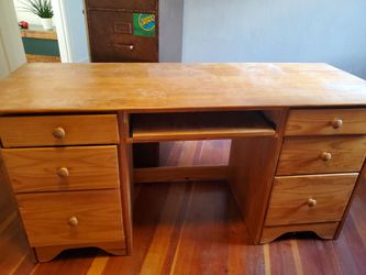 Free wooden desk