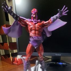 Magneto! Iron Studios (Purchased through Sideshow) 1/10 scale Deluxe