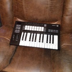 Novation Keypad 25 