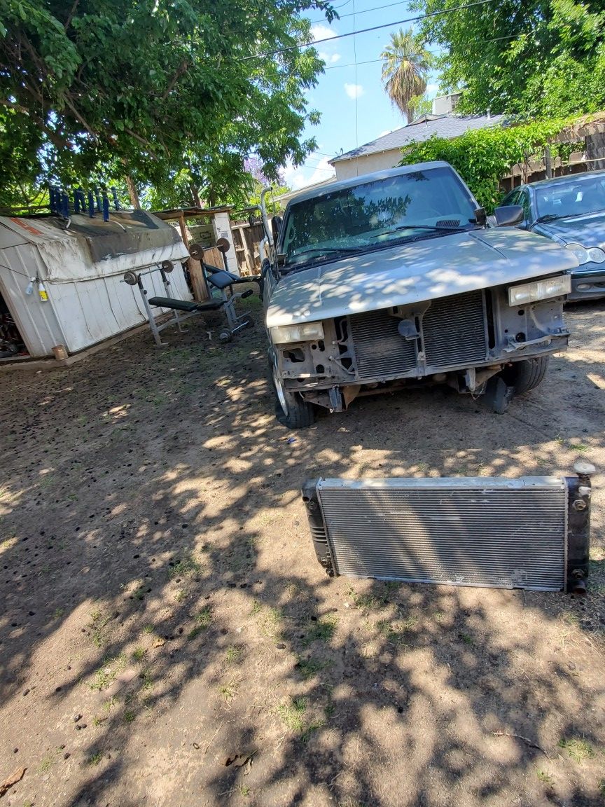 Chevy Silverado 1999 parts