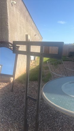 Flatscreen Stand