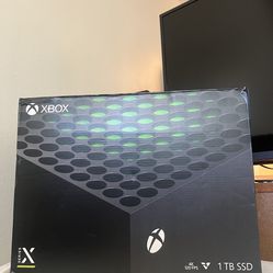 Xbox Series X With Gaming Headset 