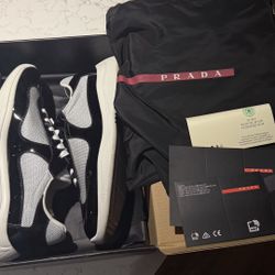 MENS PRADA SHOE (us Size 10)