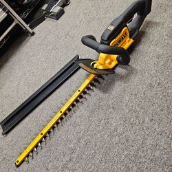 DEWALT
20V MAX 22 in. Cordless Battery Powered Hedge Trimmer (Tool Only)