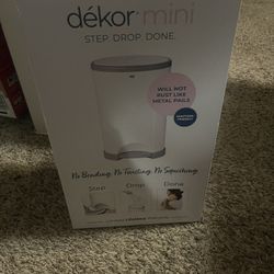 Dekor Mini Diaper Pail