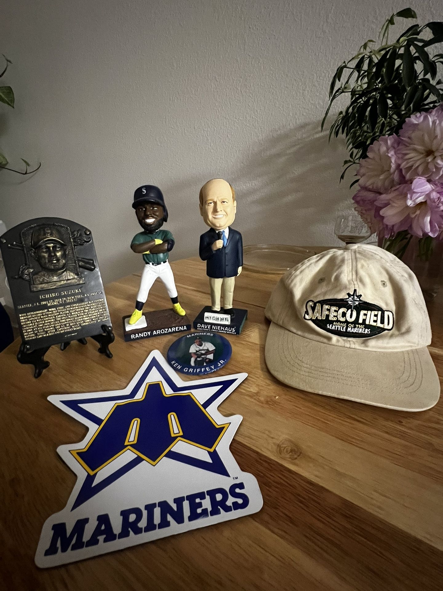 Vintage Mariners Items Bundle