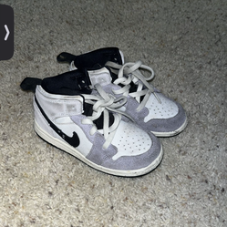 10c Nike Shoes FREE with Purchase