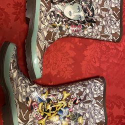 Ed Hardy Size 10 Rain Boots