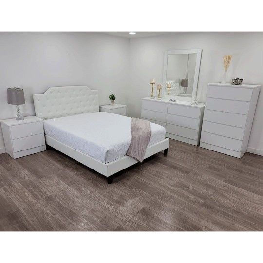 Bedroom Set *** Sold Separately Too *** Financing Available