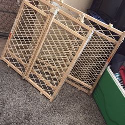 2 Baby Gates Or Pet Gate 