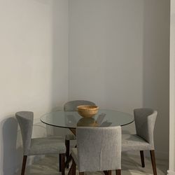 Dining table and 4 Bentley chairs.