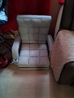 Foldable Resting Chair