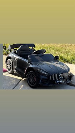 Mercedes Benz AMG GTR Battery Powered Electric Vehicle