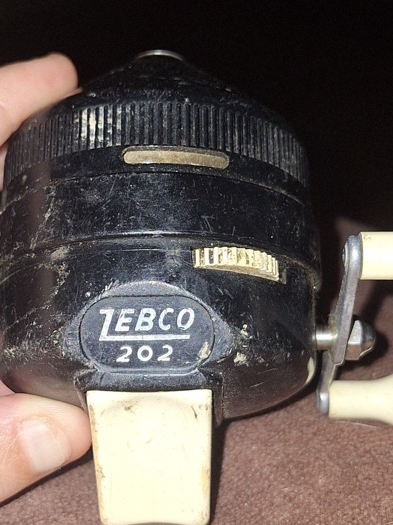Zebco 202 Spincast Reel