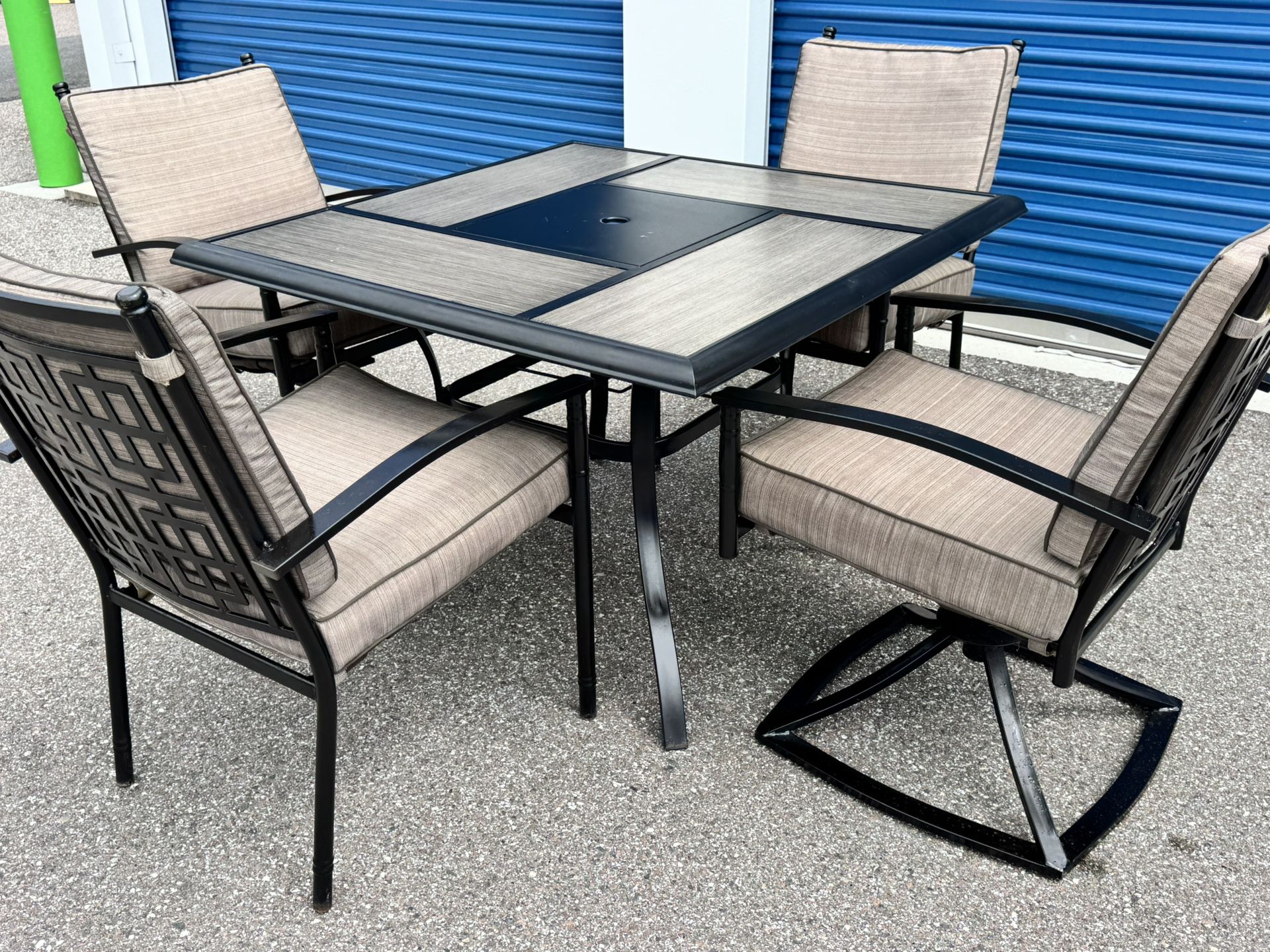 5pc PATIO DINING SET TABLE AND SWIVEL CHAIRS