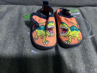 Dino Swimming Shoes Size 5/6c