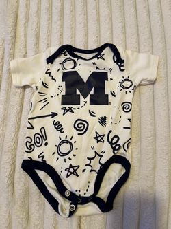 GEN2 University of Michigan Wolverines Baby Bodysuit 0-3M (White/Navy Doodle Print)