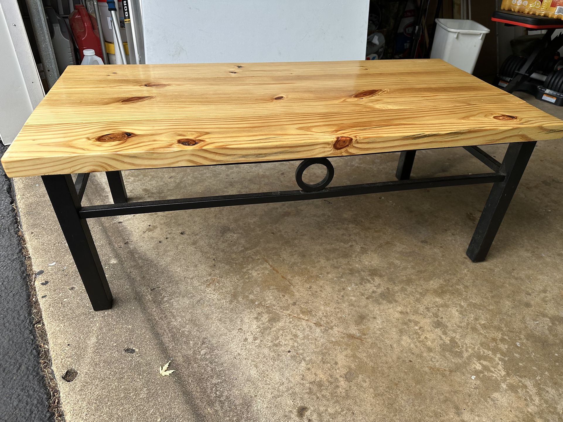 Matching End Table And Coffee Table