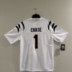 Ja’marr Chase Official NFL Jersey 