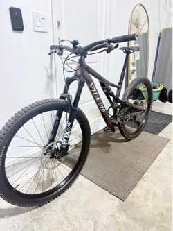 Specialized Stumpjumper Comp Alloy 2022