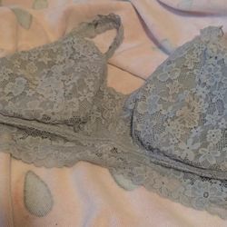 No Boundaries Bra.  Never Worn